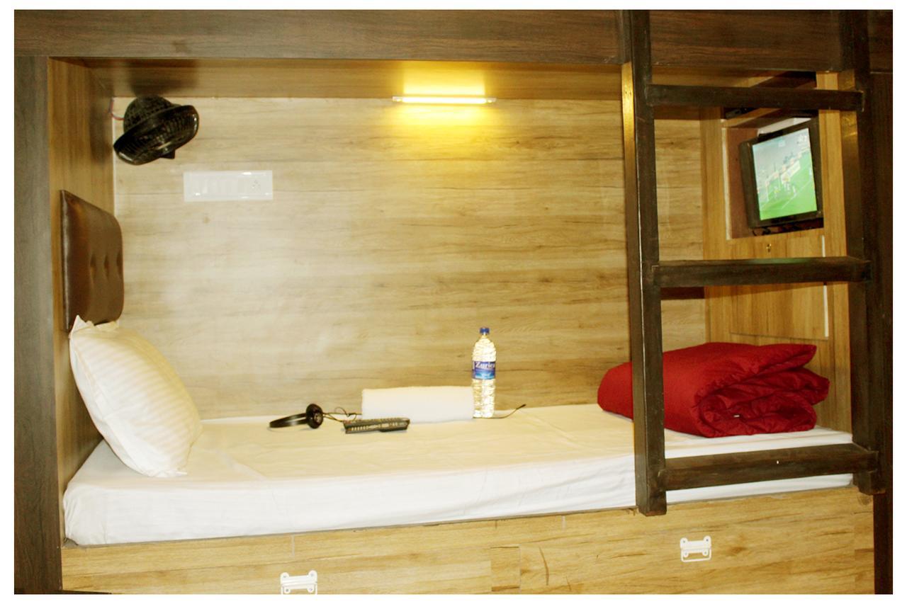 Hilal Dormitory Mumbai Exterior photo